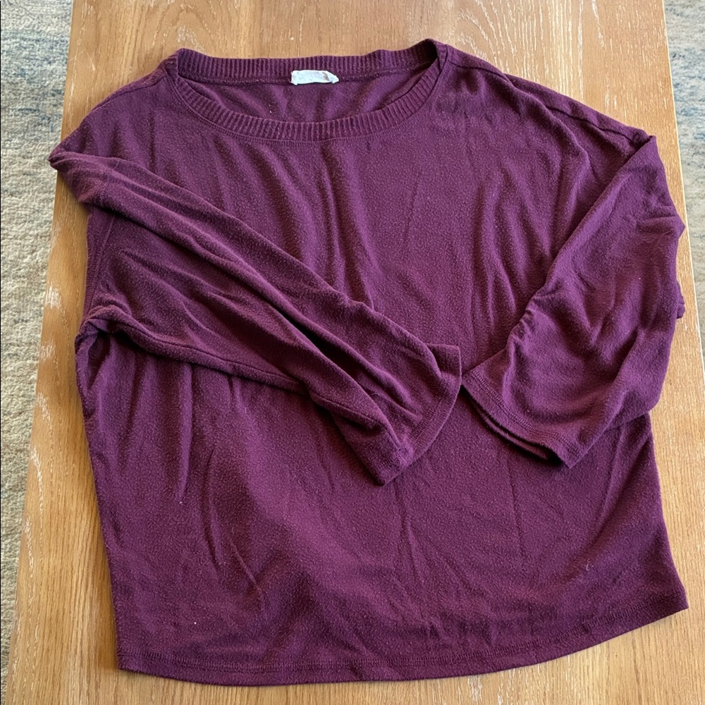 Women's Long-Sleeve Knit Top in Deep Plum